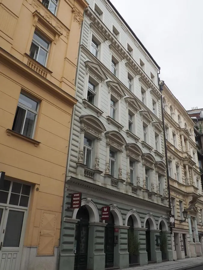 Stylovy Byt V Srdci Prahy Prága Apartman
