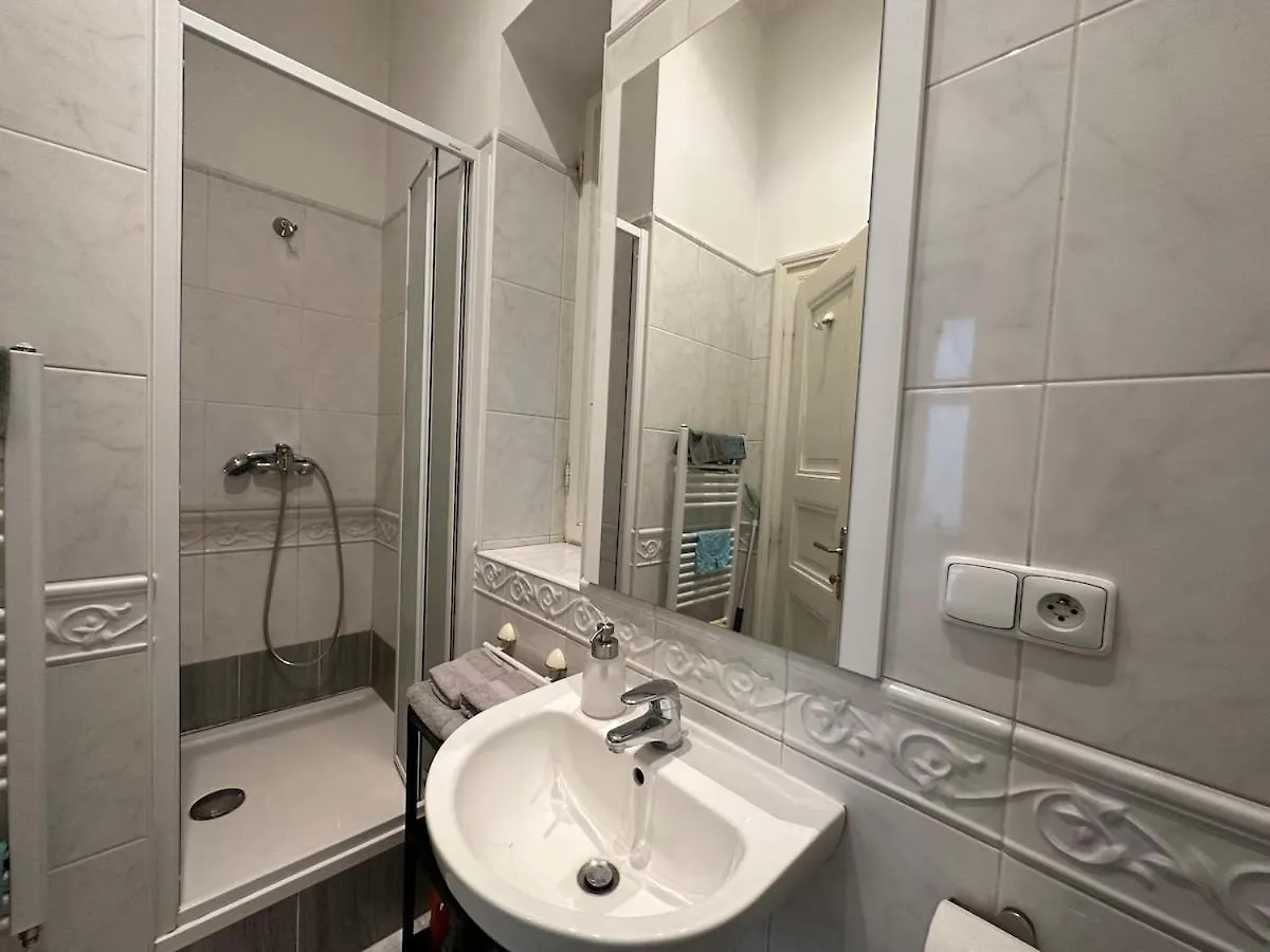 Stylovy Byt V Srdci Prahy Prága Apartman